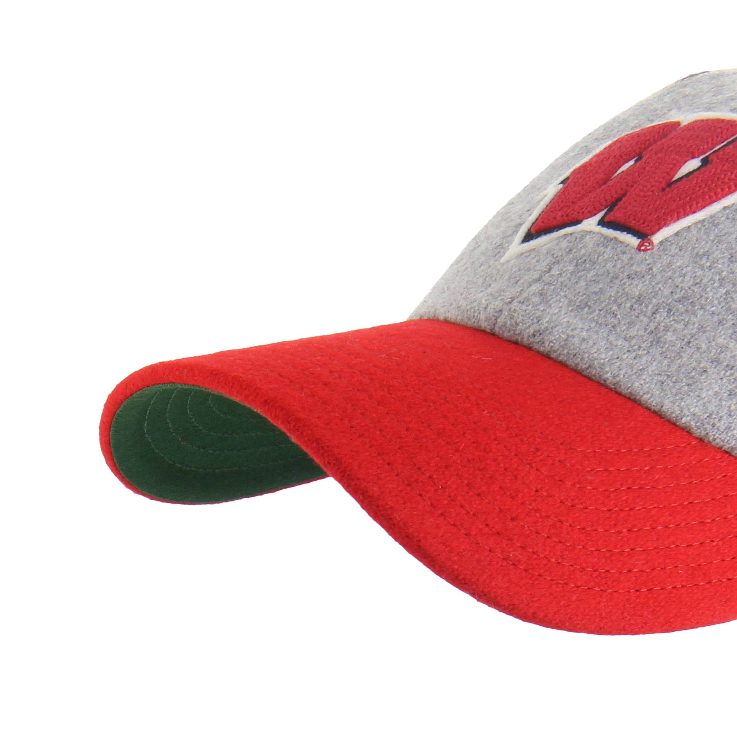 WISCONSIN BADGERS GRANDSTAND TWO TONE '47 CLEAN UP
